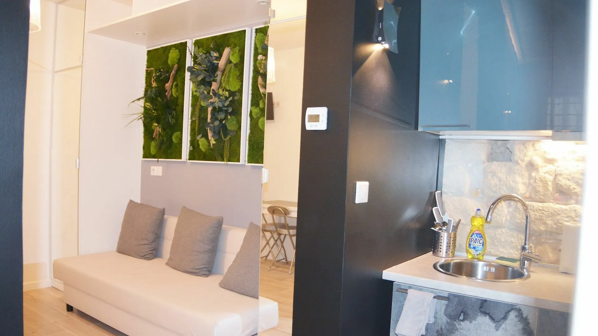 Modern Elegant In The Heart Of * Paris